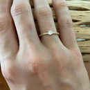 Anel Solitário Ouro 18k - 750 Pedra 3 Mm Zircônias Laterais